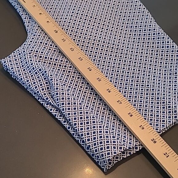 Briggs sz 12 geometric design Bermuda shorts NWOT - Picture 7 of 7